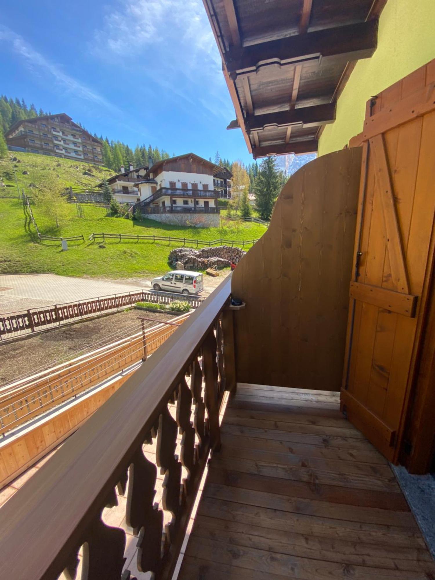 Garni Al Barance Hotel Селва ди Кадоре Екстериор снимка